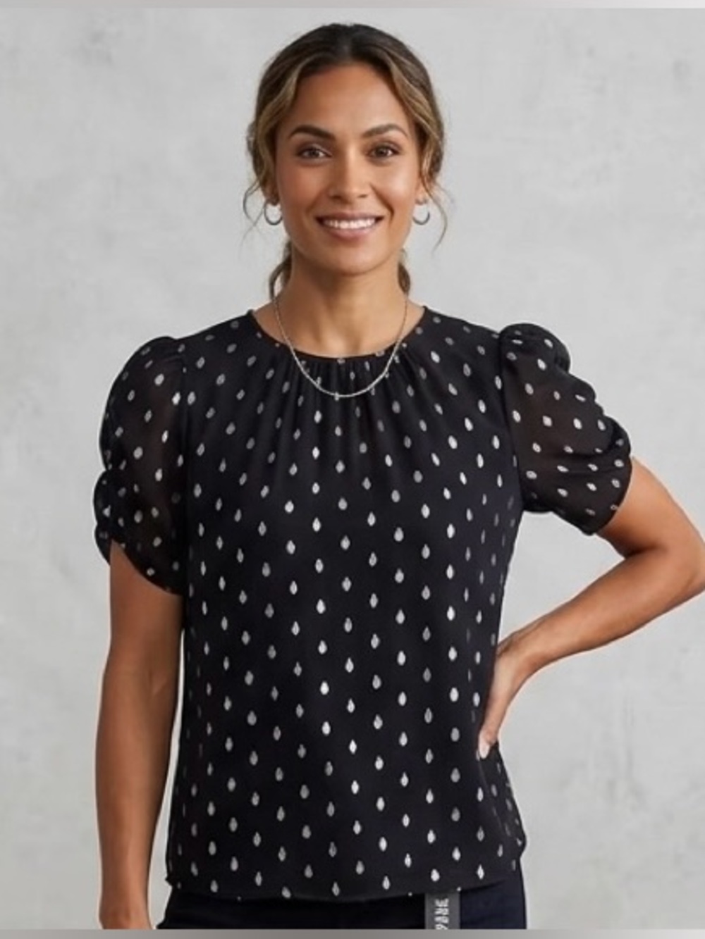 28th and Park Women’s Black and Silver Blouse
